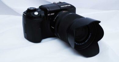 Olympus Evolt E-330 digital camera